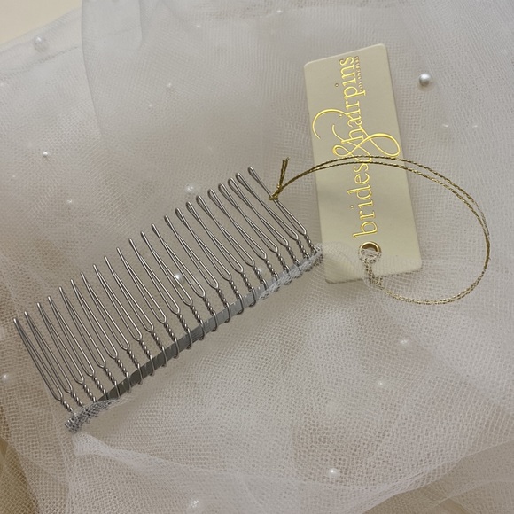 Single layer pearl chapel veil made of soft English tulle - Picture 6 of 8